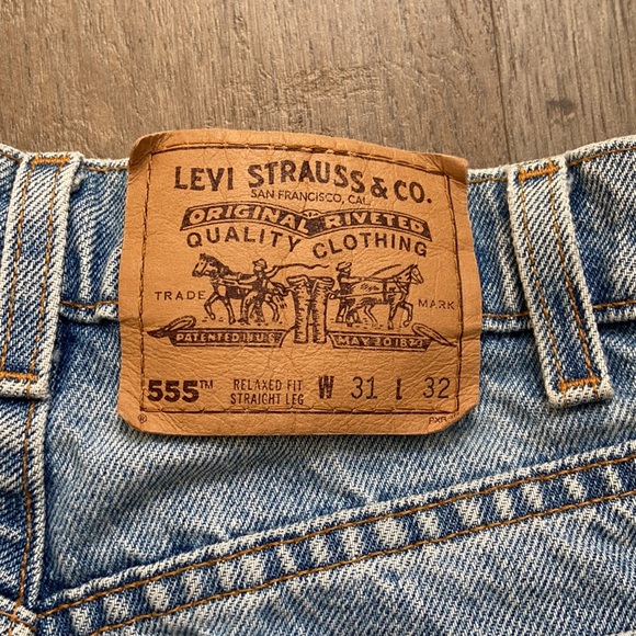 Vintage Levi shorts! 🤙🏽🔥🔥🔥 - Picture 3 of 3